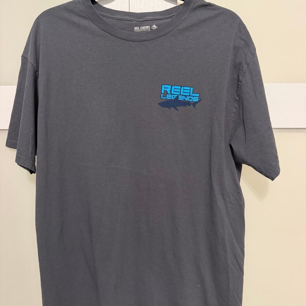 NWOT Reel Legends Florida Tiger Shark Graphic T-Shirt Large Gray Fishing Tee